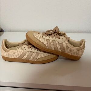 Adidas raffia samba